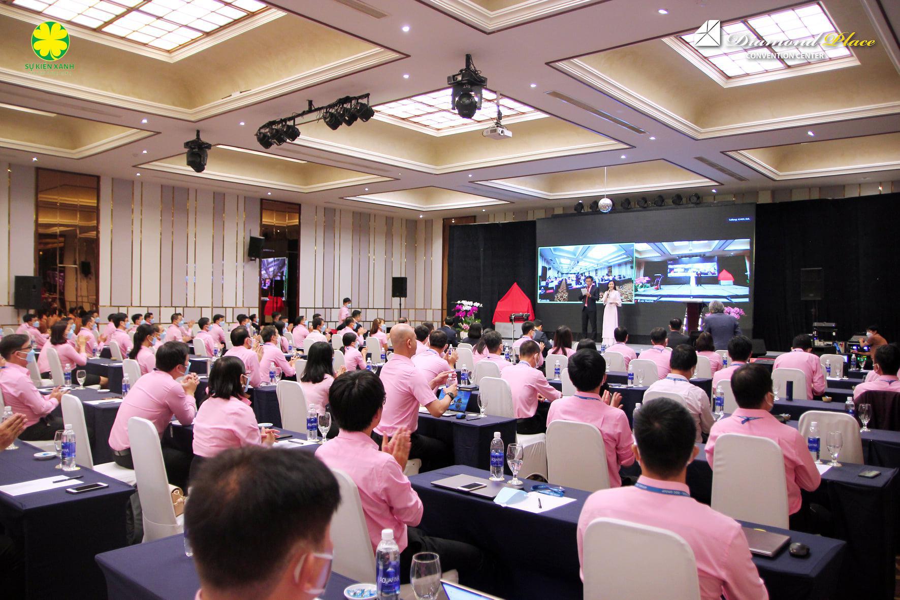Dịch vụ tổ chức Hội thảo hội nghị tại Hà Nội chuyên nghiệp